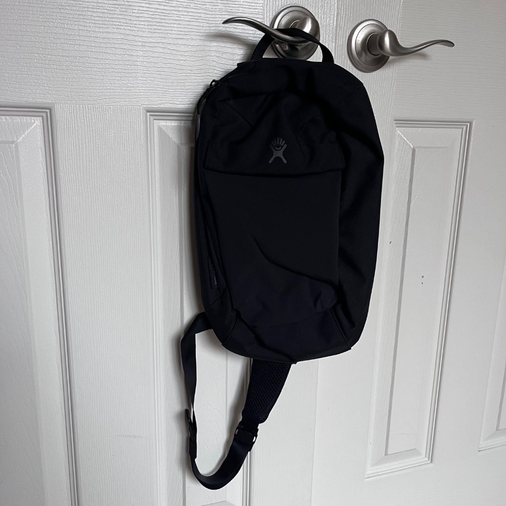 HydroFlask Black Slingback Bottle Pack